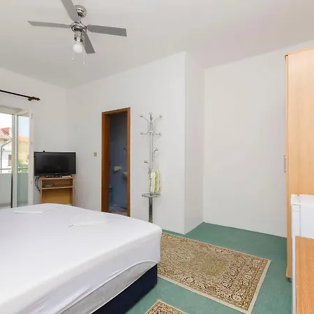 Lily Apartment *